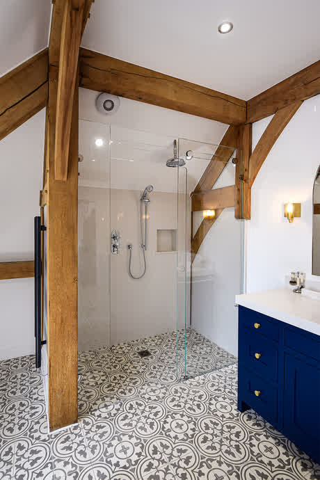 trackless sliding shower with ultra clear glass